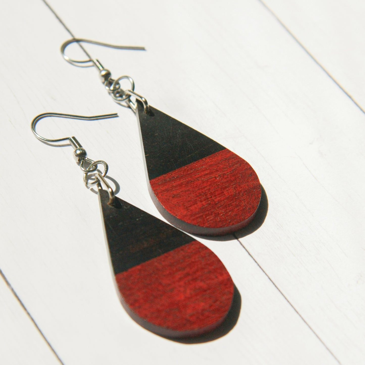Ebony & Purple Heart Earrings